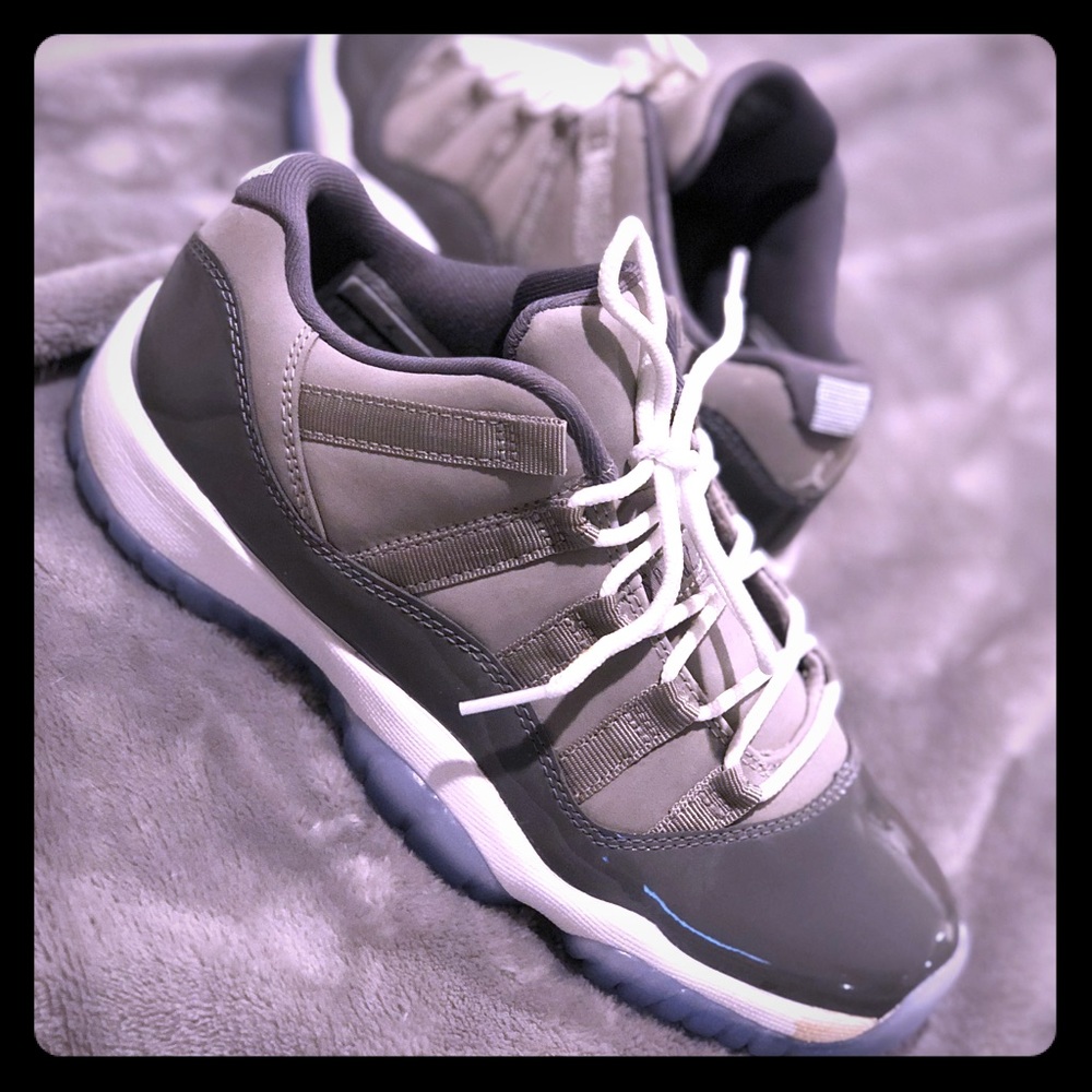 Jordan Retro 11s low